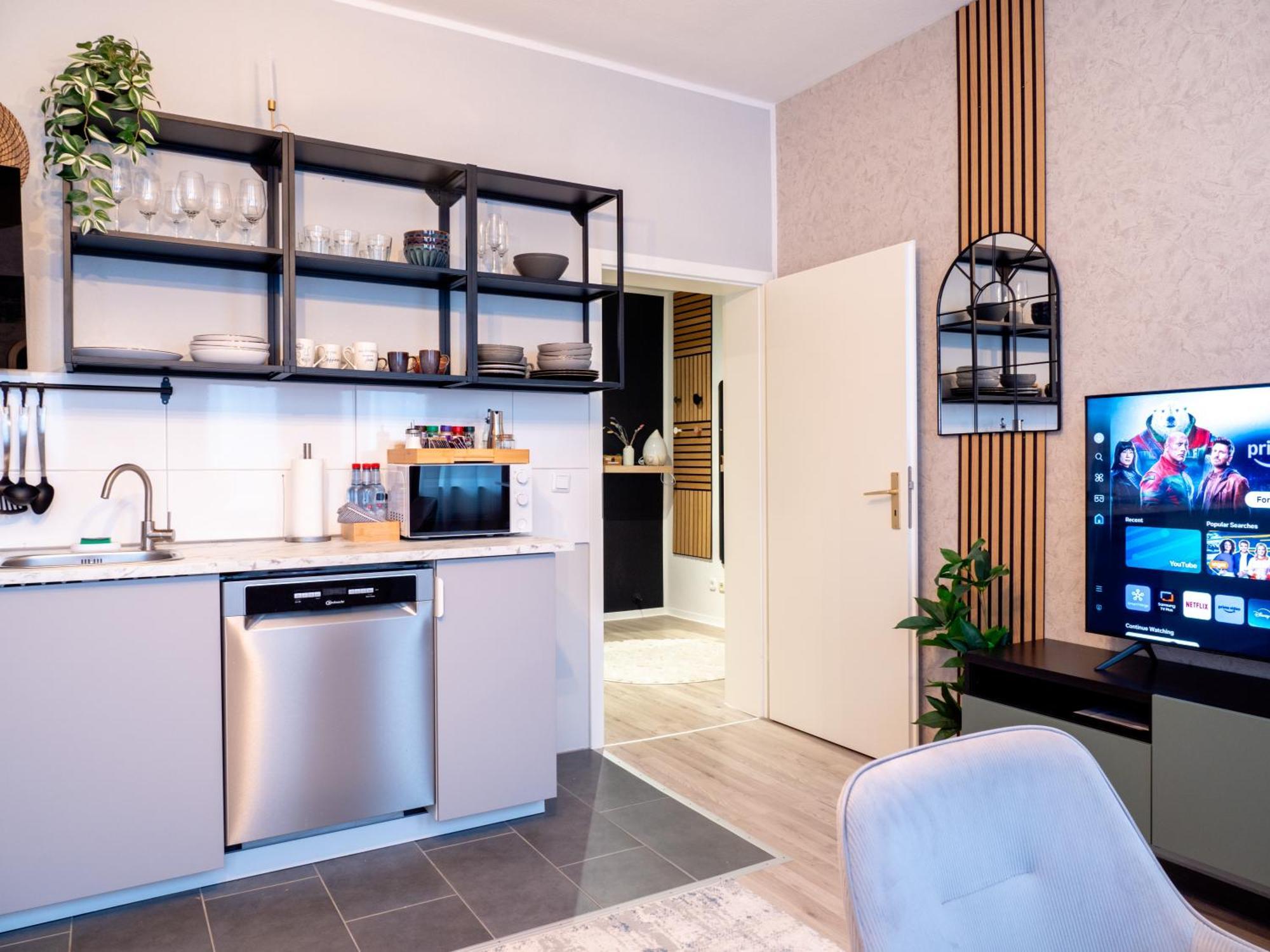 Queens Peak Apartments Кельн Екстер'єр фото